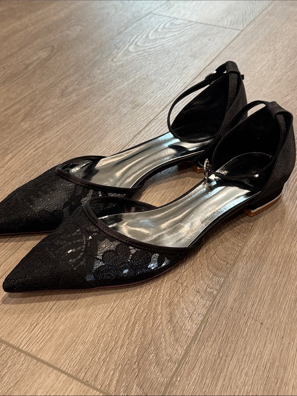 Pointed Lace Ankle-Strap Flats in Black